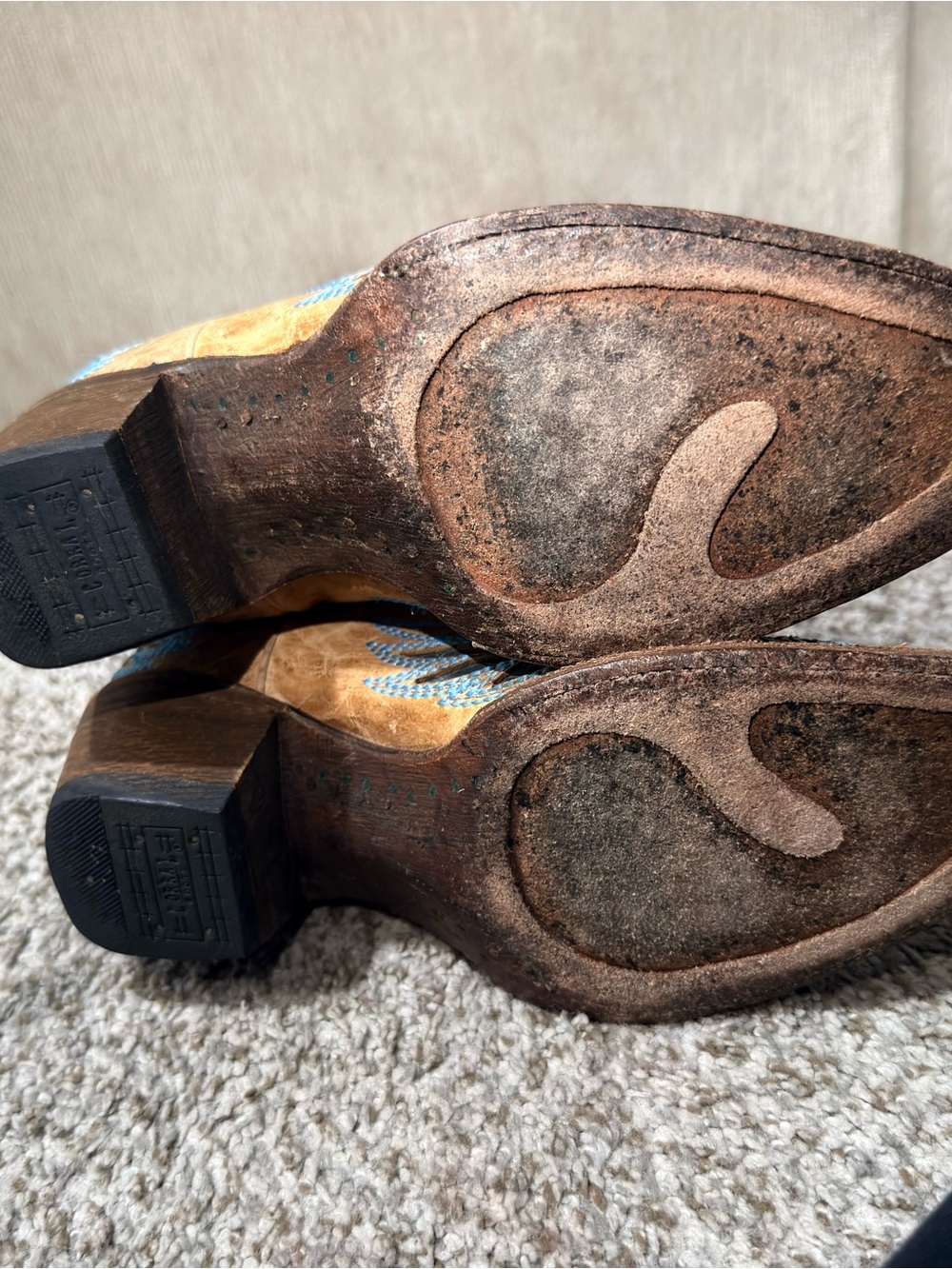 Vintage Corral A1976 Peace Heart Angel Wings Western Cowgirl Boots Size 8 - Picture 7 of 9